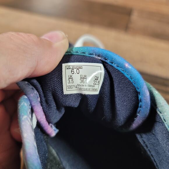 Vans Authentic Off The Wall Cosmic Galaxy Space Women's Skate Shoes US Size 6 - Picture 7 of 7